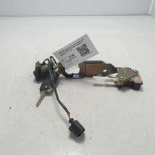 3b9827297a serratura chiusura usato  Mineo
