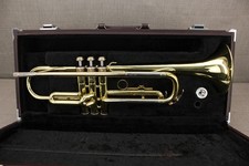Trompeta Yamaha YTR 232 Bb principiante/estudiante segunda mano  Embacar hacia Mexico