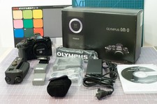 Olympus E-M1 Corpo, Punho de Bateria, Flash, Baterias, Cabo de Alimentação, OBTURADOR BAIXO ~8k comprar usado  Enviando para Brazil