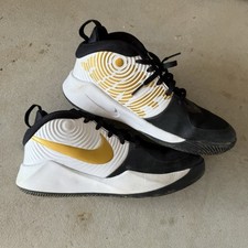 Nike team hustle for sale  Birch Run