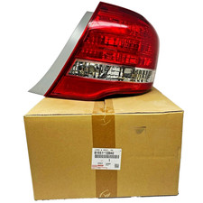 8155112B40 Toyota Originale Lente & Corpo,Retro Combinazione Lampada,Destro OEM comprar usado  Enviando para Brazil