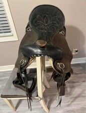 Black western saddle for sale  Flushing