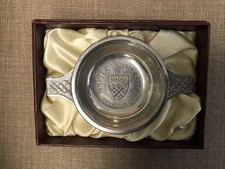 Tigela da Amizade Napier University Edinburgh Scottish Quaich Whisky 5"x 3" x 1.5" comprar usado  Enviando para Brazil