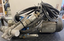 Pompa travaso gas usato  Savona