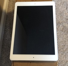 Apple iPad Air (1ª Geração) A1474 32 GB, Wi-Fi, 9,7 pol - Prata Apenas Peças comprar usado  Enviando para Brazil