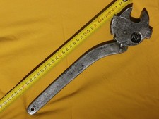 Ancienne clé molette d'occasion Ancienne clé molette d'occasion  Saint-Saëns