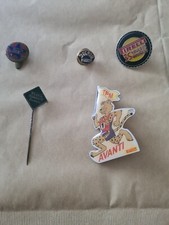 Lotto pins badges usato  Novara