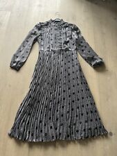 Neuve tres chic d'occasion  Paris XVII