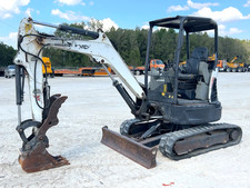 2020 bobcat e26 for sale 2020 bobcat e26 for sale  Saint Gabriel