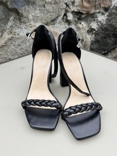 Nine west heels for sale  Revere