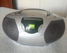 Radio lettore cassette usato  Grumo Appula