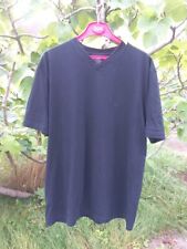 Tee shirt noir d'occasion  Noisy-le-Grand