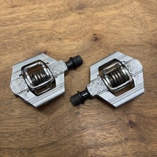 Crank Brothers Candy 2 pedais dupla face alumínio sem clipe 9/16" cinza comprar usado Crank Brothers Candy 2 pedais dupla face alumínio sem clipe 9/16" cinza comprar usado  Enviando para Brazil