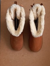 Ugg australia short for sale  LONDON