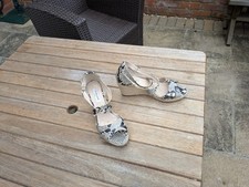 L.k. bennett heels for sale  READING