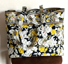 Preowned vera bradley for sale  Moorcroft