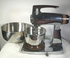 Vintage Sunbeam Mixmaster 12 Velocidades Mixer, Marrom e Cromado com Tigelas e Batedores, Funciona comprar usado  Enviando para Brazil