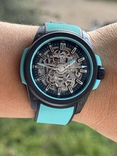 Norqain Wild One relógio esqueleto pulseira turquesa masculino 42mm fabricado na Suíça NQ3000 comprar usado Norqain Wild One relógio esqueleto pulseira turquesa masculino 42mm fabricado na Suíça NQ3000 comprar usado  Enviando para Brazil