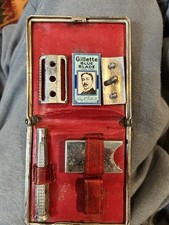 Antico set rasoio usato Antico set rasoio usato  Spedire a Italy