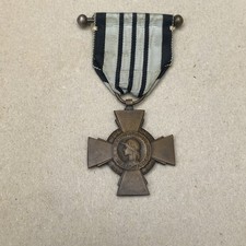 Médaille croix combattant d'occasion Médaille croix combattant d'occasion  Loches