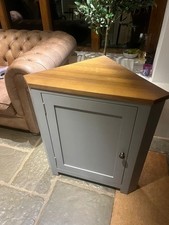 Corner unit solid for sale Corner unit solid for sale  BRAINTREE