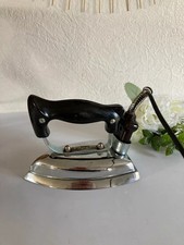 Ancien fer repasser d'occasion  Donnemarie-Dontilly