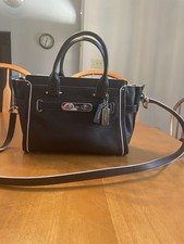 Gorgeous coach tote for sale  Emmaus