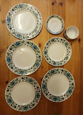 midwinter spanish garden plates for sale  ALTRINCHAM