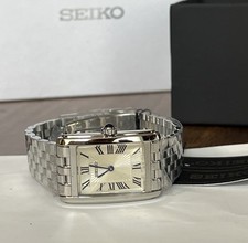 Relógio feminino SEIKO retangular ESSENTIALS aço inoxidável - SWR083 MSRP: US$ 295 comprar usado  Enviando para Brazil