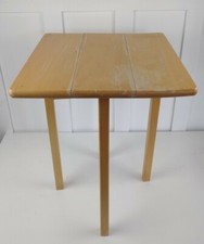 Small fold table for sale  Calais