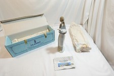 lladro figurine girl lamb for sale lladro figurine girl lamb for sale Portsmouth