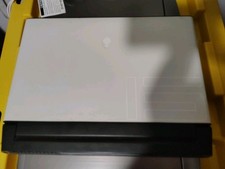 Dell alienware m15 usato Dell alienware m15 usato  Spedire a Italy