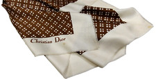 Usado, Cachecol de seda marrom CHRISTIAN DIOR vintage Dior LOGOTIPO PRIMEIROS ANOS BORDAS DESGASTADAS tela de seda comprar usado  Enviando para Brazil