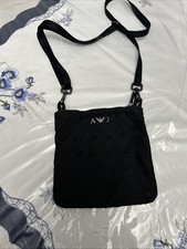 Bolsa tiracolo feminina preta Emporio Armani, usado comprar usado  Enviando para Brazil