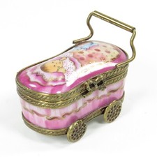 Usado, Limoges França caixa de bugigangas pílula de porcelana carrinho de bebê primeiro dente (pintado à mão!) comprar usado  Enviando para Brazil