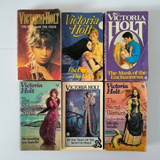 Victoria holt vintage for sale Victoria holt vintage for sale  PONTYPRIDD
