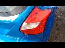 Conjunto de lanterna traseira direita usado serve: 2012 Ford Focus Htbk gasolina grau direito A comprar usado  Enviando para Brazil