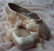 Pointe shoes timeworn for sale  BARNET