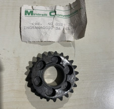 Ingranaggio velocita carter usato  Villachiara