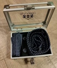 set cravatta gemelli pochette usato set cravatta gemelli pochette usato Siena