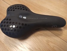 Selle newton city d'occasion  Saint-Georges-des-Coteaux
