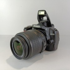 Nikon d3000 dslr d'occasion  Expédié en Belgium