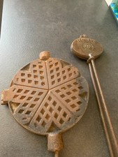 Anciens moule gaufres d'occasion  Ardres