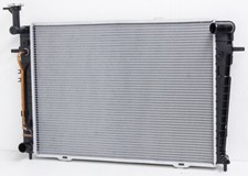 Radiador 25310-2E400 OEM Hyundai, Kia Tucson, Sportage (2.0L, AT) comprar usado  Enviando para Brazil