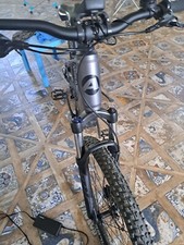 Bicicletta elettrica pedalata usato  Paola