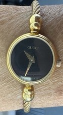  Vintage GUCCI 2700-2L Mostrador Preto Tom Dourado Quartzo Relógio Feminino Envoltório-cerca de 7,5", usado comprar usado  Enviando para Brazil