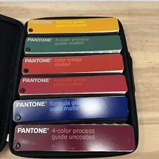 Guia de Fórmula Colorida Pantone / Conjunto de 6 com Estojo - Revestido Fosco Sem Revestimento comprar usado  Enviando para Brazil