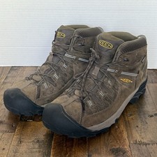 Keen targhee mid for sale  Brownsville
