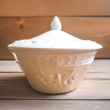 Italian creamware pottery for sale  Columbia