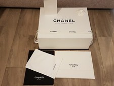 Chanel grande boite d'occasion  La Garenne-Colombes